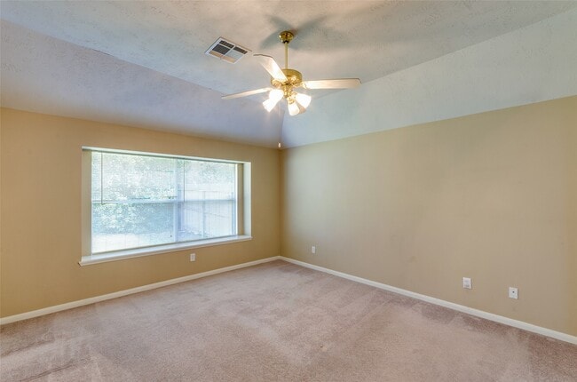 Photo - 18 Orchard Dale Cir