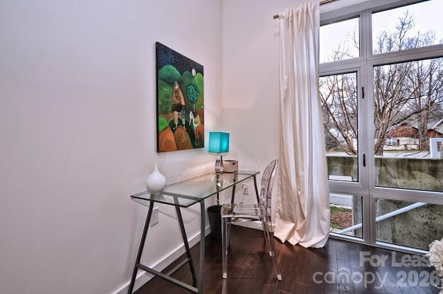Photo - 318 Viburnum Way Ct