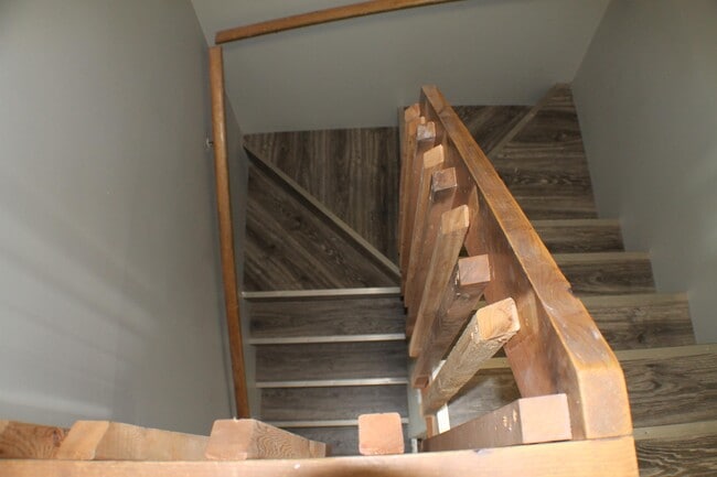 Photo - 485 Meadow Green Ln