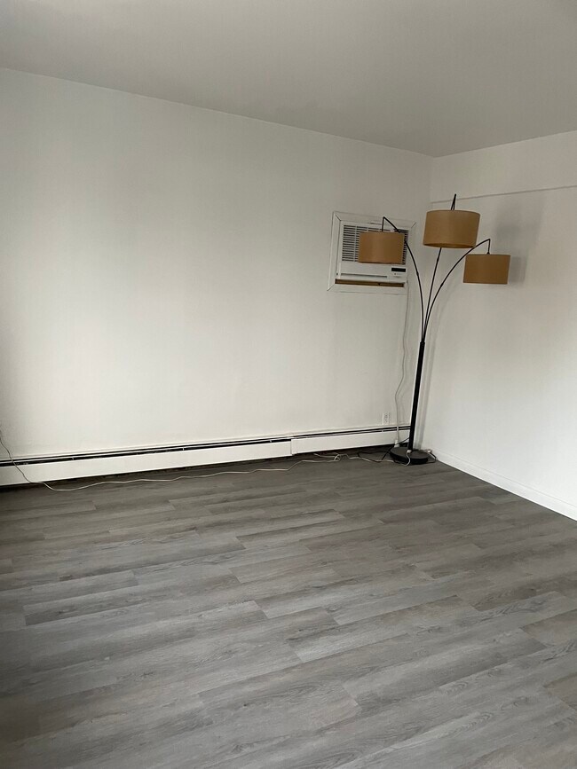 Photo - 1509 67th St Unit Apt 2