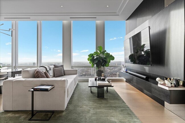 Photo - 14 W Superior St Unit 5503