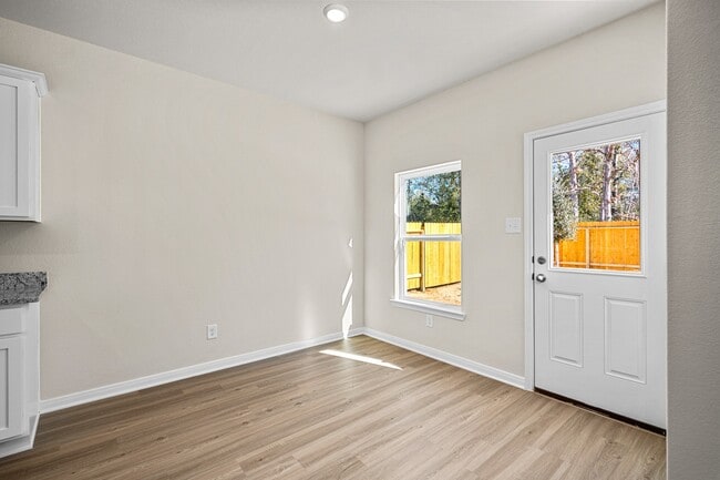 Building Photo - 10414 Red Cardinal Dr Rental