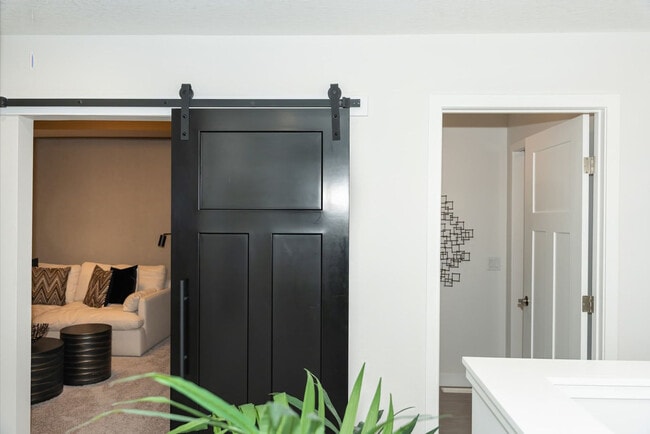 Photo - 133 Corner Meadows Way NE Unit SI ID1303233P