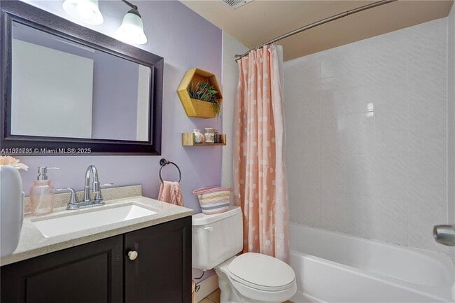 Photo - 1490 W 42nd Pl Unit 303