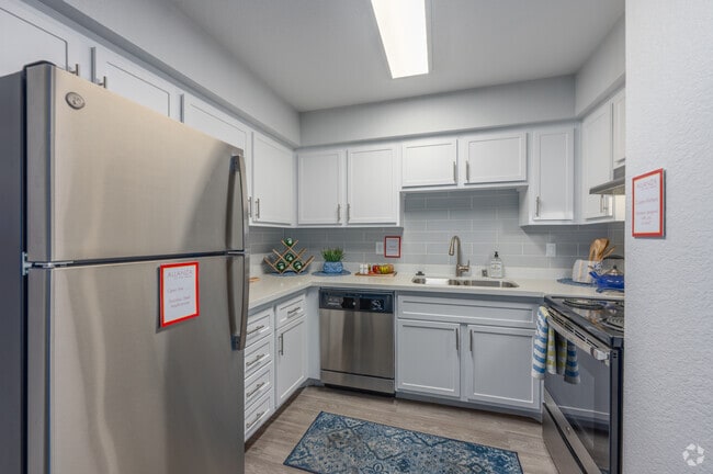 Piccolo -703SF - Kitchen - Allanza at The Lakes