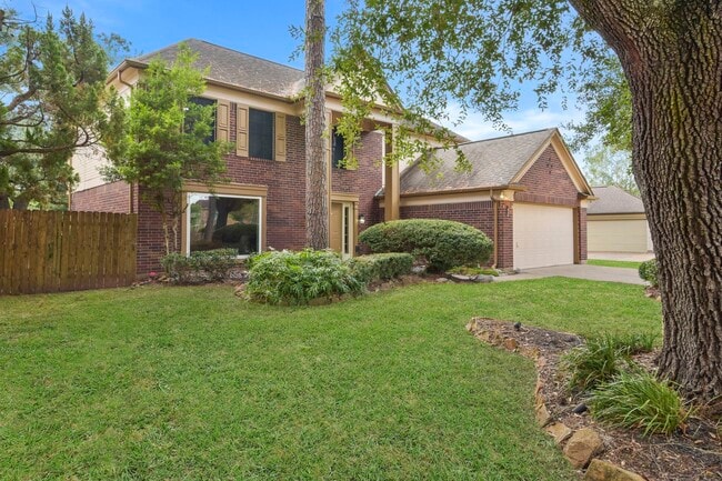 Photo - 630 Hawthorn Pl