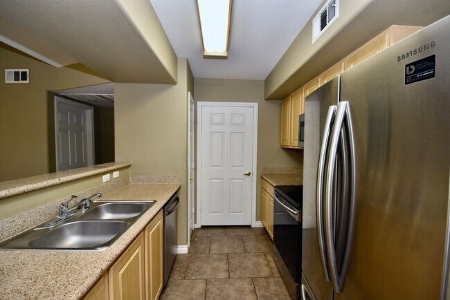 Photo - Charming 1 Bedroom Condo close to Durango ... Unit 2191