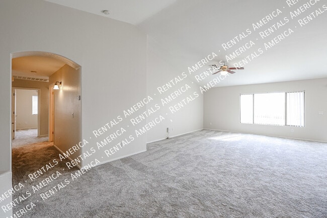 Photo - 6718 S Garnet Way
