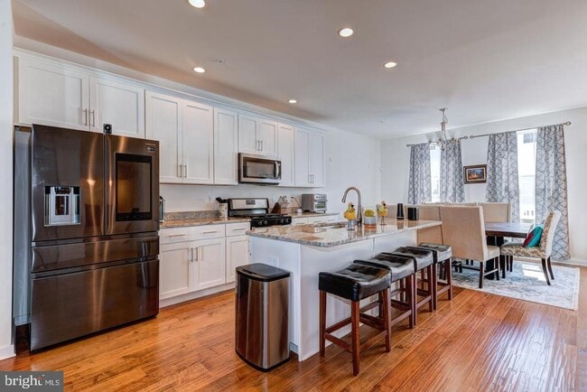 Photo - 10 Manchester Dr