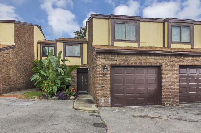Valparaiso: 3 Bedroom Home in Waterfront C... - Valparaiso: 3 Bedroom Home in Waterfront C...