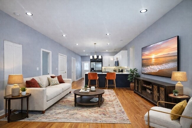 Photo - 1837 S Harding Ave