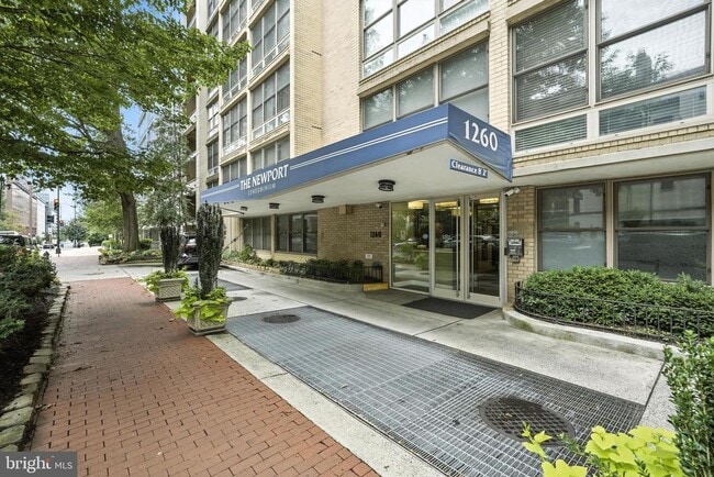 Photo - 1260 21st St NW Apartment Unit 515