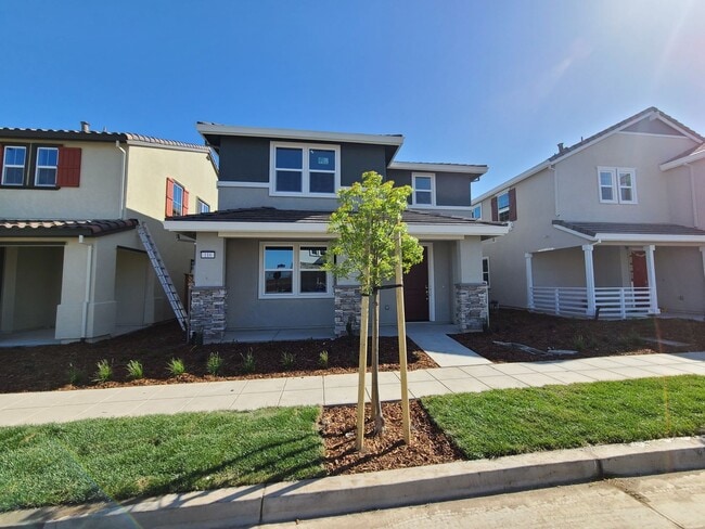 Photo - Stunning 4 Bedroom, 3 Bath Mountain house Home W/ Solar