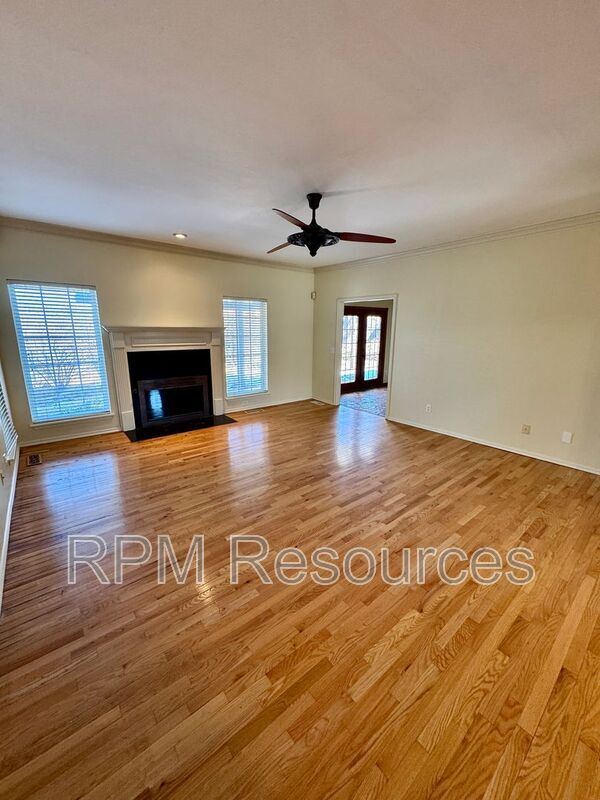 Photo - 6213 N Woodcreek Ct