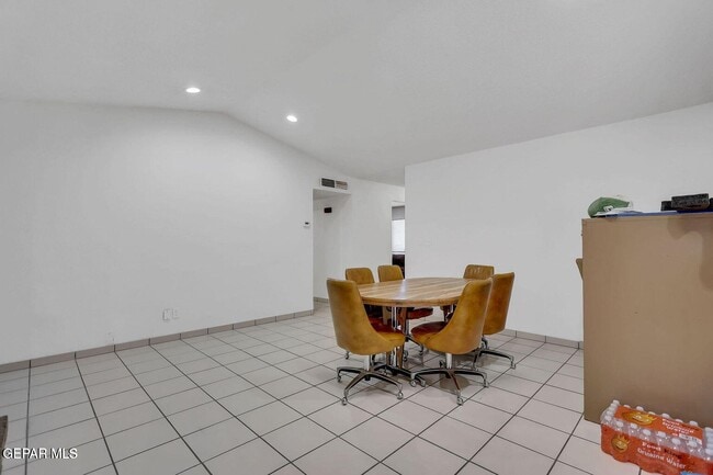 Photo - 2716 Archie Dr