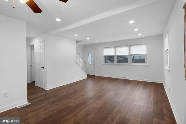 Photo - 950 Central Ave