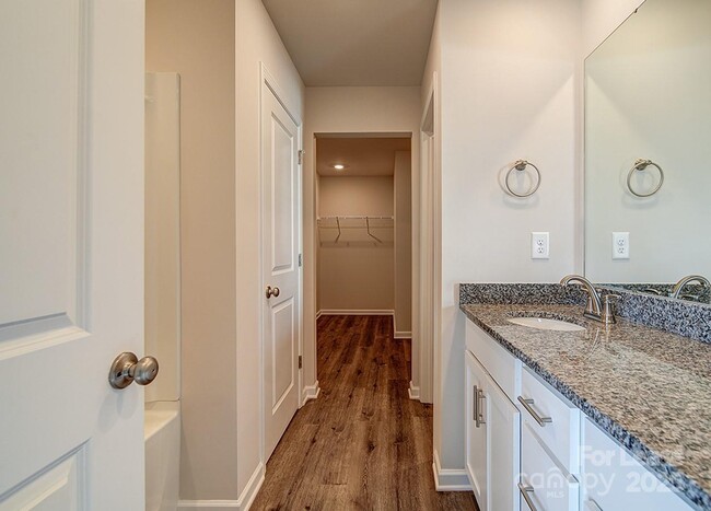 Photo - 154 Almaden St