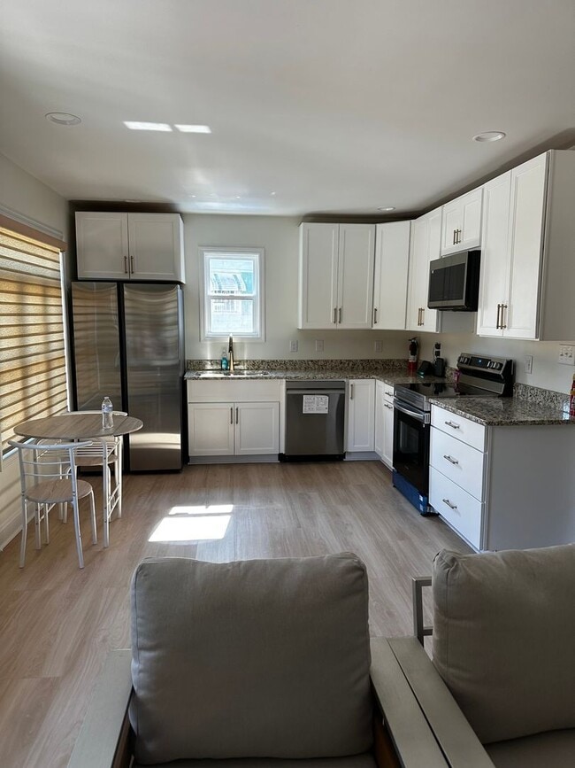 Photo - 1211 West Dr