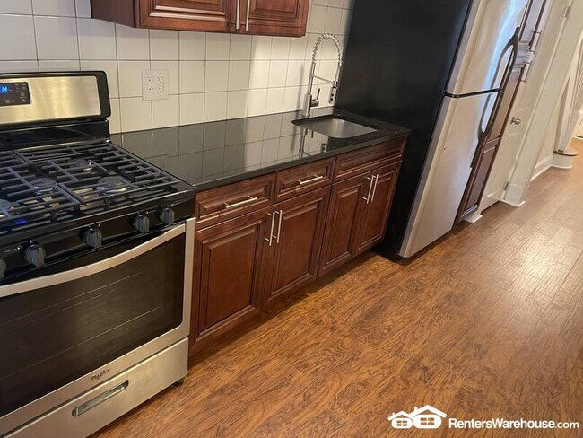 Photo - 2855 W Cold Spring Ln