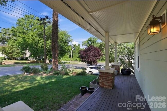 Photo - 2508 Rozzelles Ferry Rd