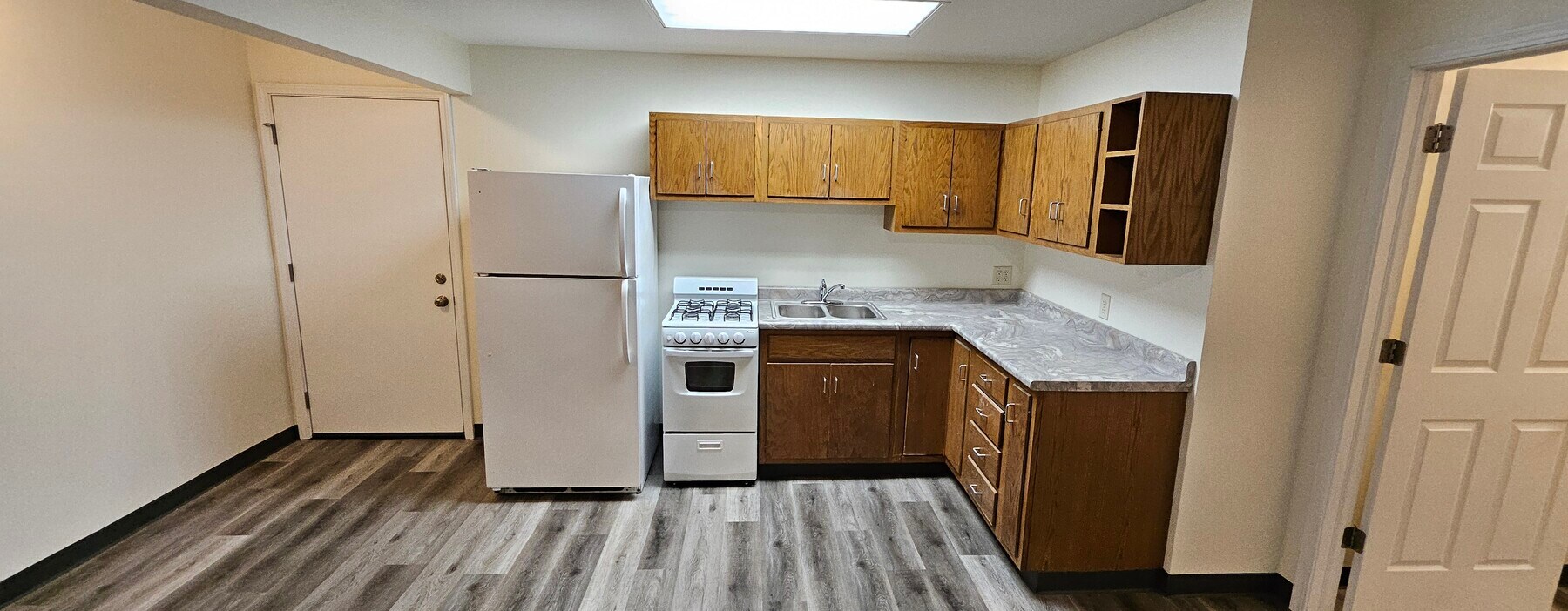 Photo - 103 E Toledo St Apartments Unit B