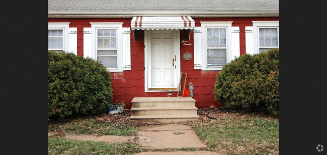 Building Photo - 311 Vinton St Rental