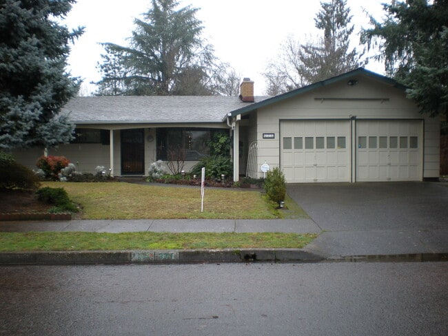 Photo - 371 Ivanhoe Ave Casa