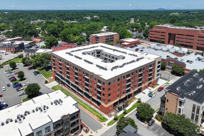4th & Green | Winston-Salem NC - 4th and Green Rental