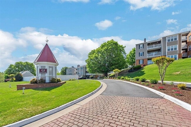 Photo - 2973 Winterberry Dr