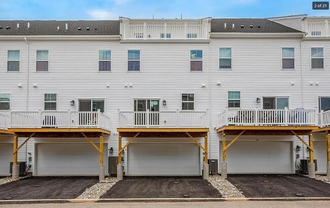 Photo - 5 E Front St