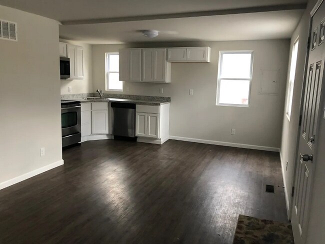 Photo - 125 Borton Dr Unit A