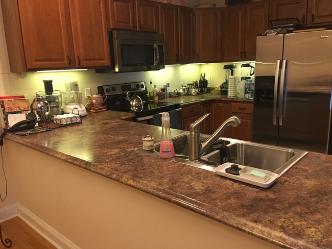 Photo - Oak Tree Townhome- One Level Living 3 Bed, 2 Bath Available March 1st!