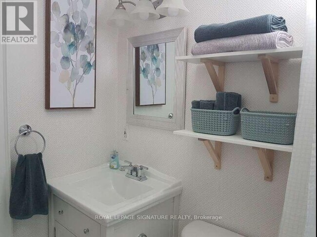 Photo - 608 A Mt Pleasant Rd