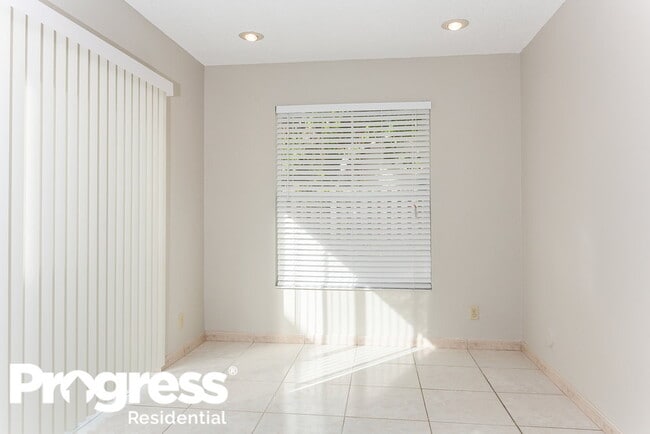 Photo - 6701 Fern St