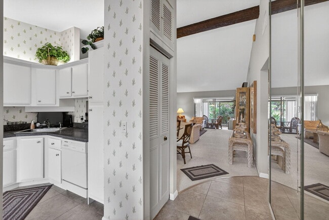 Photo - 4934 Sable Pine Cir Unit B