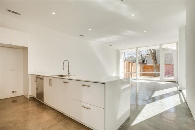 Photo - 5801 Bryan Pkwy