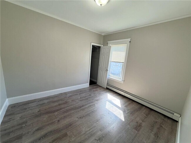 19 Marion Ave N Unit 3