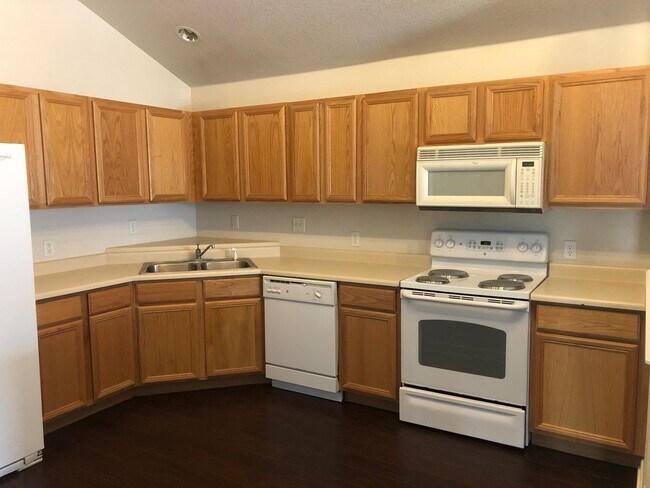 3601 Ponderosa Ct