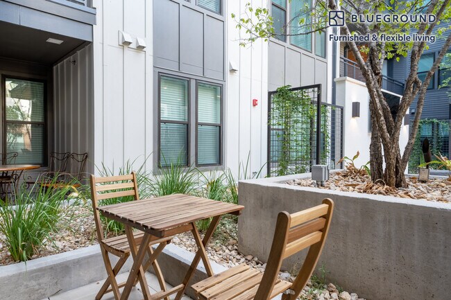 Photo - 3403 Harmon Ave Unidad FL2-ID141