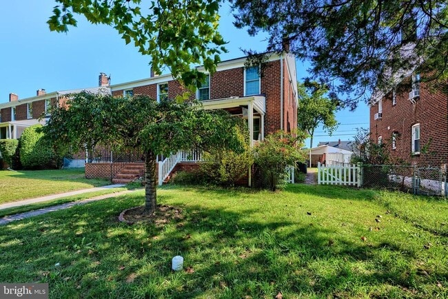 Building Photo - 3135 Liberty Pkwy Rental