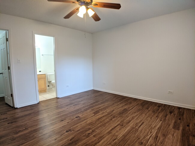 Photo - 2068 N Rand Rd Townhome