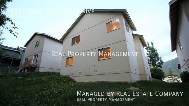 Photo - 19887 Highland Ridge Dr