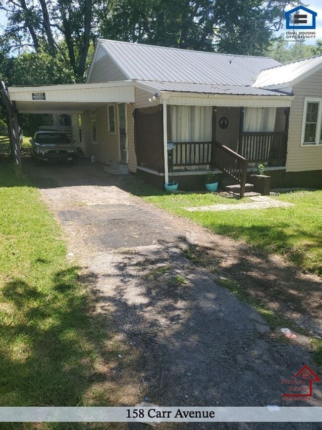 Photo - 158 Carr Ave