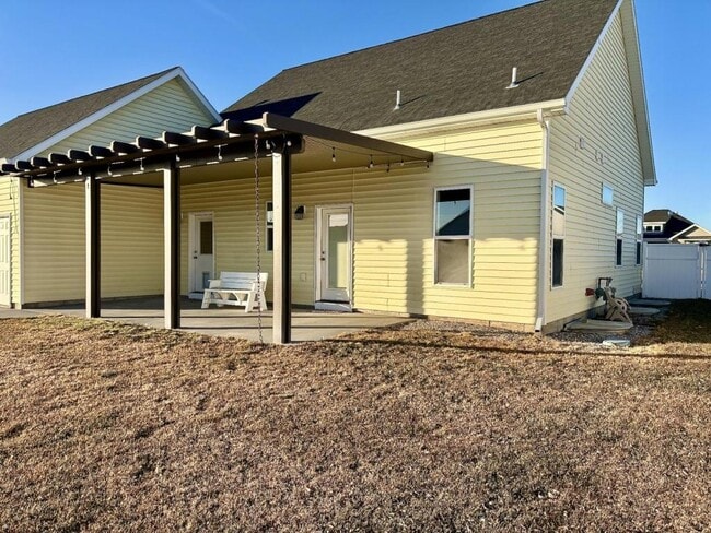 Photo - 4392 Booner St