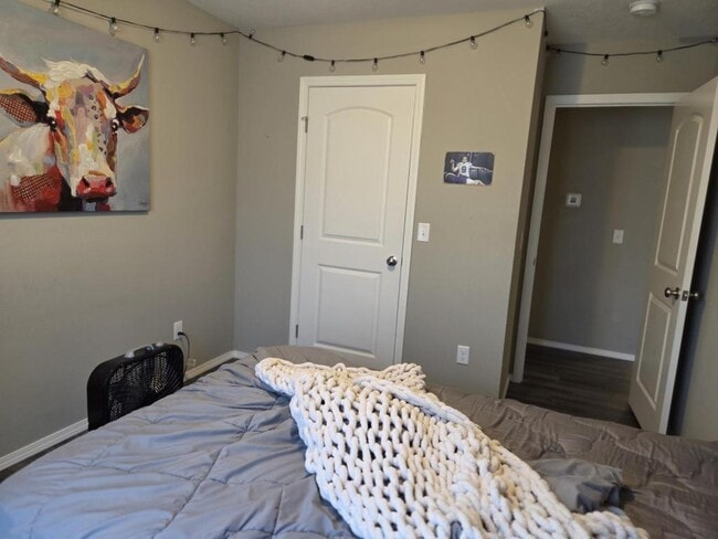 Photo - 5859 Geranium Ln