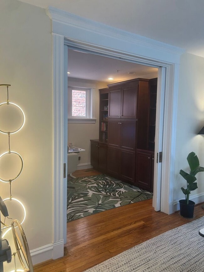 Photo - 3005 Monument Ave Unidad #1