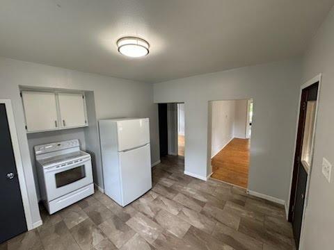 Photo - 820 N State St