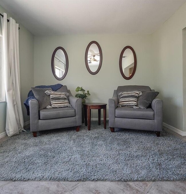 Photo - 4739 Baywood Point S