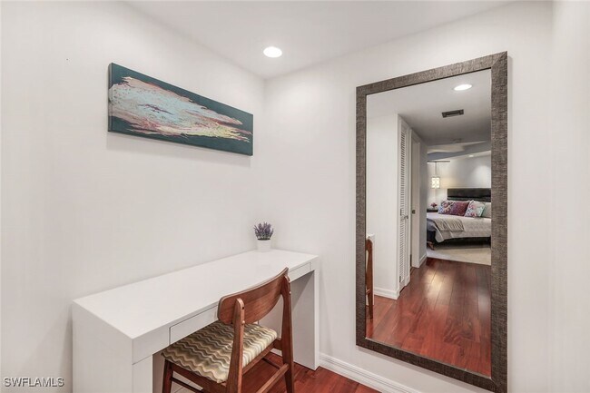 Photo - 4041 Gulf Shore Blvd N Unidad 204