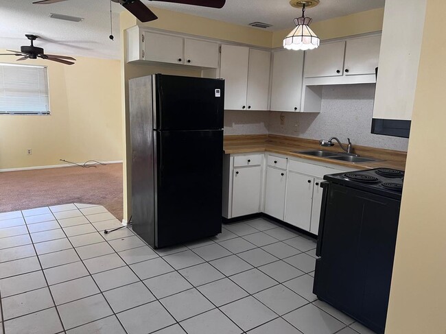 Photo - 2608 E 97th Ave